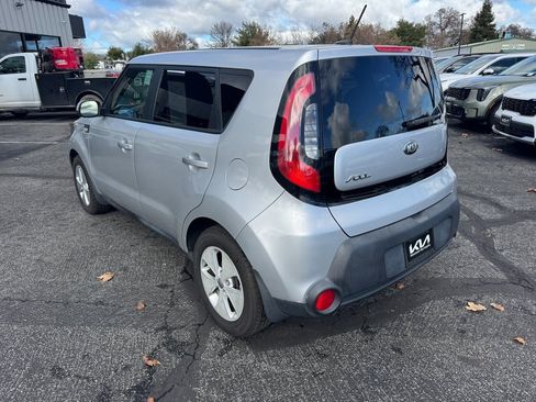Used 2014 Kia Soul image 3