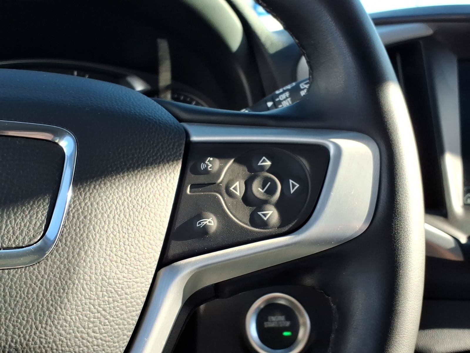 Used 2024 GMC Terrain SLT AWD/4WD image 26