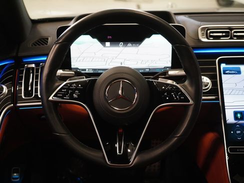 Certified 2023 Mercedes-Benz S 580 4MATIC Sedan image 16