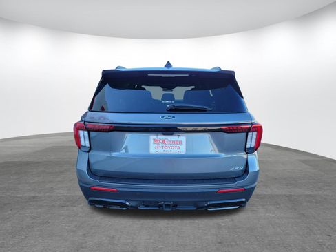 Used 2025 Ford Explorer ST-Line w/ ST-Line Street Pack AWD/4WD image 6