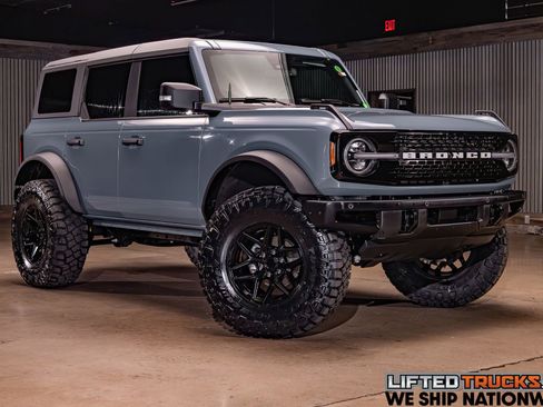 Used 2024 Ford Bronco Wildtrak AWD/4WD image 1