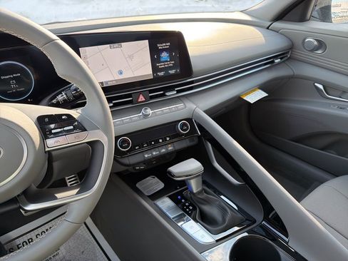 New 2026 Hyundai Elantra Sport FWD image 27