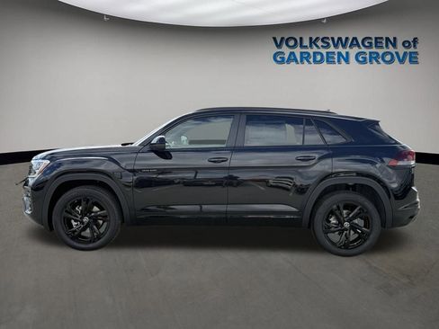 New 2026 Volkswagen Atlas Cross Sport SEL R-Line image 4