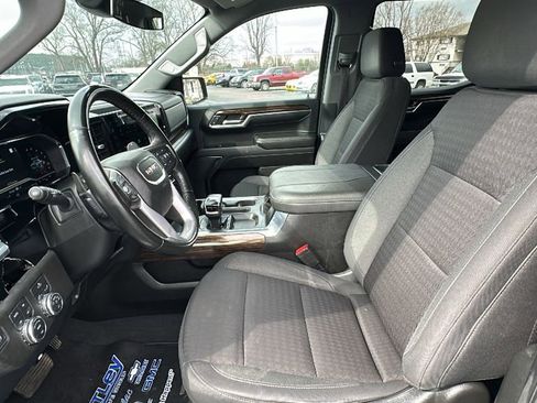 Used 2023 GMC Sierra 1500 Elevation w/ X31 Off-Road Package image 9