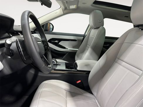 Used 2024 Land Rover Range Rover Evoque S image 9