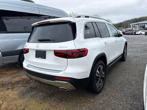 New 2026 Mercedes-Benz GLB 250 4MATIC image 4