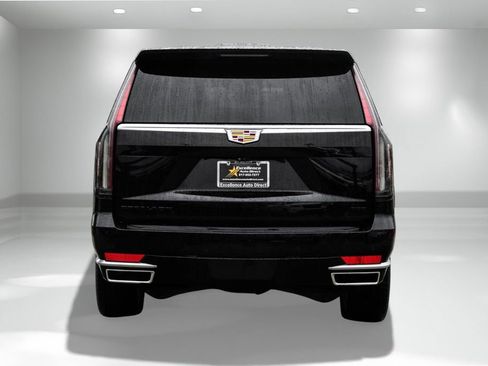 Used 2021 Cadillac Escalade ESV Premium Luxury image 7