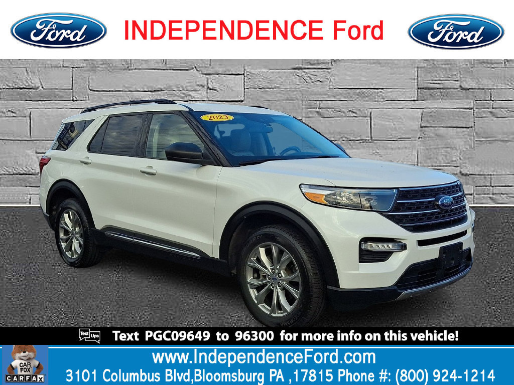 Certified 2023 Ford Explorer XLT w/ Equipment Group 202A AWD/4WD image 1