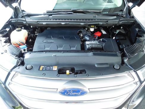 Used 2018 Ford Edge SEL w/ Equipment Group 201A AWD/4WD image 17