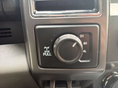 Used 2019 Ford F350 XLT w/ XLT Premium Package AWD/4WD image 22