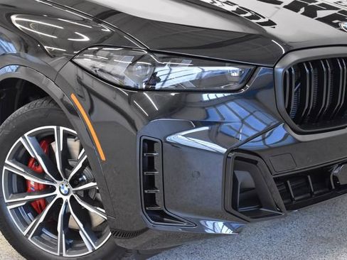 New 2026 BMW X5 M60i w/ Climate Comfort Package image 31