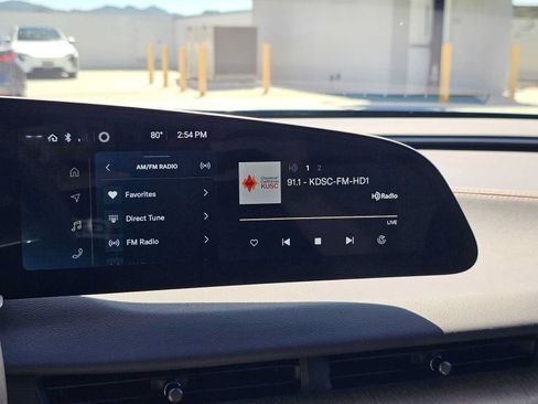 Used 2025 Lucid Air Touring AWD/4WD image 27