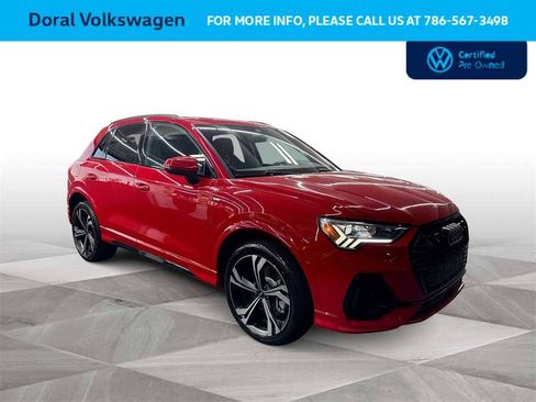Used 2023 Audi Q3 2.0T Premium Plus w/ Premium Plus Package image 2