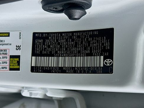 Used 2024 Toyota Corolla LE FWD image 12