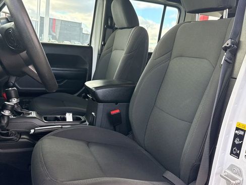 Used 2022 Jeep Wrangler Unlimited Sport image 8
