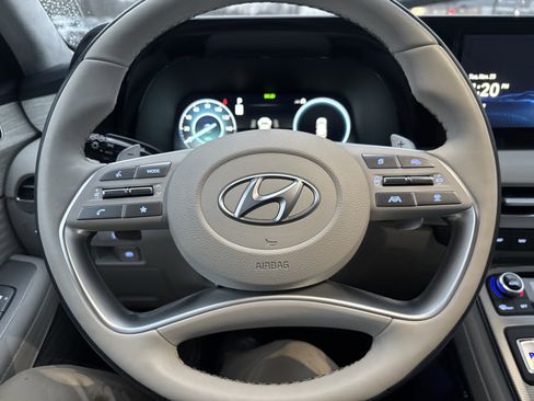 Used 2025 Hyundai Palisade Calligraphy image 18