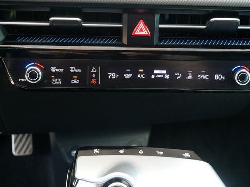 Certified 2024 Kia EV6 GT-Line AWD/4WD image 23