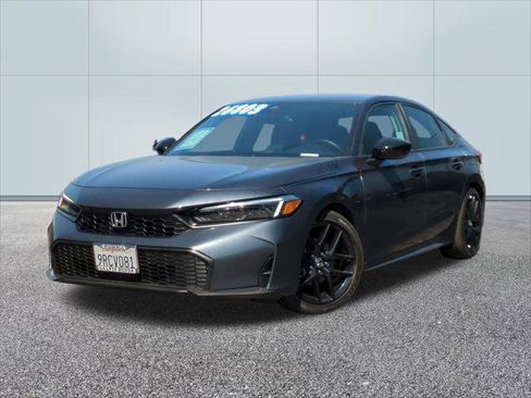 Used 2025 Honda Civic Sport image 1