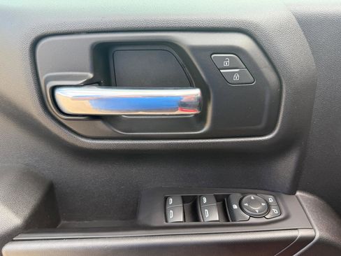 Used 2023 Chevrolet Silverado 1500 Custom RWD image 18