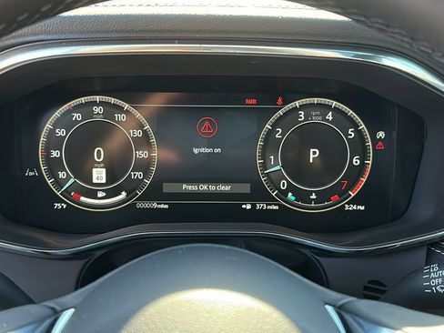Used 2026 Jaguar F-PACE R-Dynamic S AWD/4WD image 17