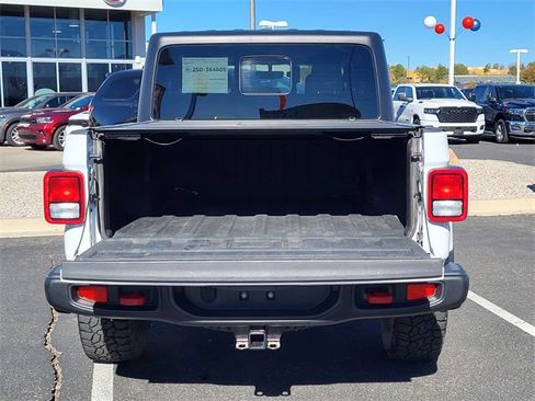 Used 2022 Jeep Gladiator Rubicon w/ Cold Weather Group image 27