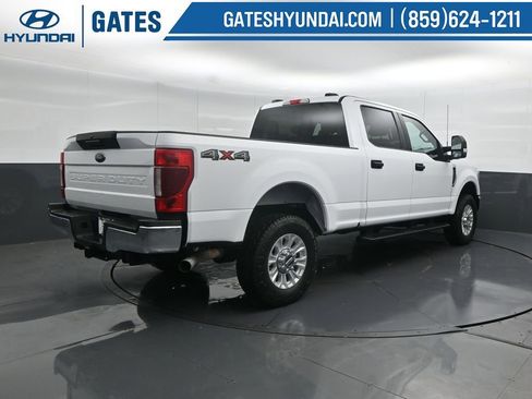 Used 2022 Ford F250 XLT AWD/4WD image 2