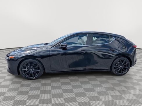 Used 2024 MAZDA MAZDA3 s FWD image 2