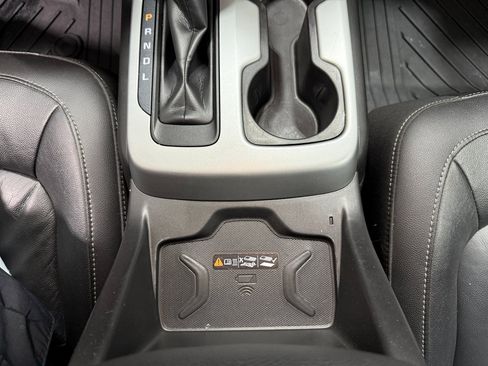 Used 2018 Chevrolet Colorado ZR2 image 13