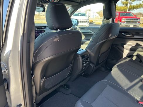 New 2026 Jeep Grand Cherokee Laredo X AWD/4WD image 45