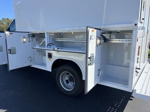 New 2024 GMC Savana 3500 w/ Power Convenience Package image 10