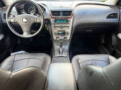 Used 2010 Chevrolet Malibu LTZ FWD image 18
