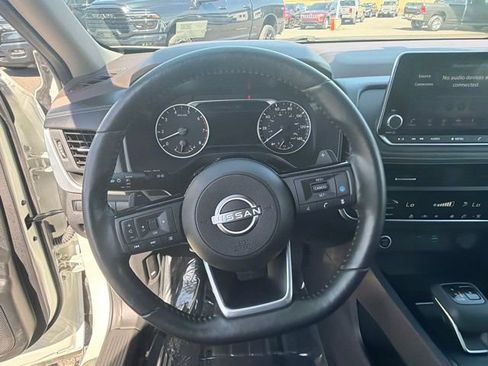 Used 2023 Nissan Rogue SV w/ SV Premium B Package AWD/4WD image 22