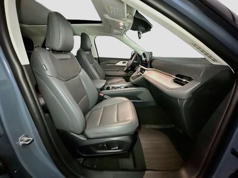 New 2026 Ford Explorer Active w/ Active Comfort Package AWD/4WD image 36