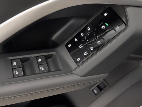 New 2026 Audi Q5 Premium image 15