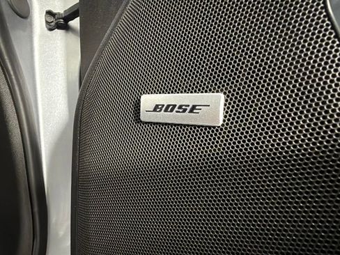 Used 2024 Chevrolet Tahoe LT image 39