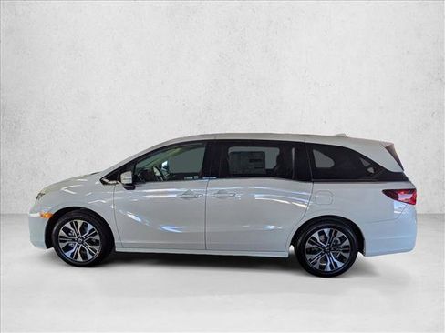 New 2026 Honda Odyssey Elite image 5