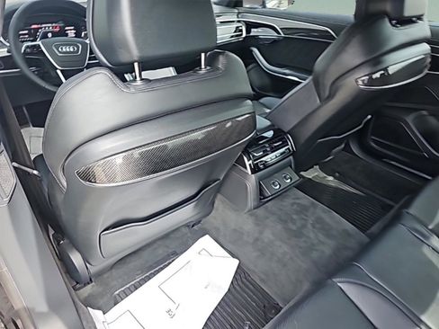Used 2024 Audi S8 w/ S8 Comfort Plus Package image 23