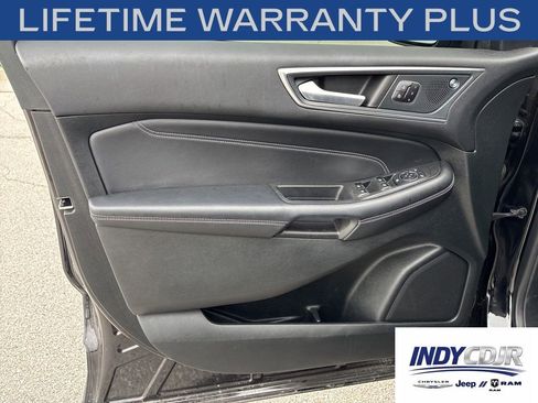 Used 2023 Ford Edge Titanium w/ Equipment Group 301A AWD/4WD image 8