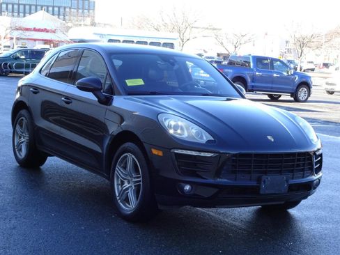 Used 2017 Porsche Macan S image 2