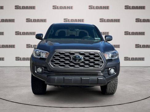 Used 2022 Toyota Tacoma TRD Off-Road image 8