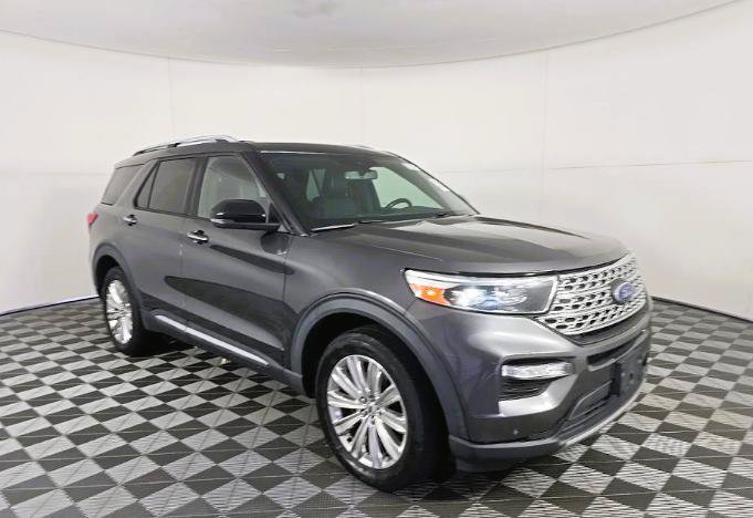 Used 2020 Ford Explorer Limited w/ Class III Trailer Tow Package AWD/4WD image 3