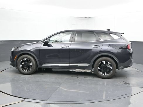 Used 2026 Kia Sportage LX FWD image 9