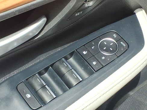 Certified 2024 Toyota Grand Highlander FWD image 15
