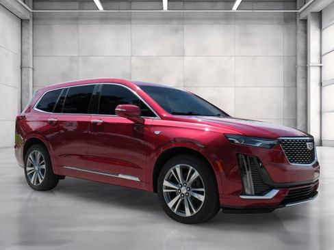 Used 2020 Cadillac XT6 Premium Luxury FWD image 1