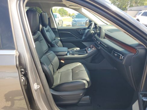 Used 2024 Lincoln Aviator Reserve w/ Equipment Group 201A AWD/4WD image 9