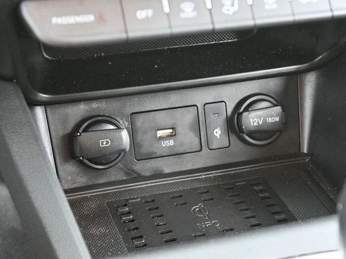 Used 2022 Hyundai Kona Limited FWD image 24