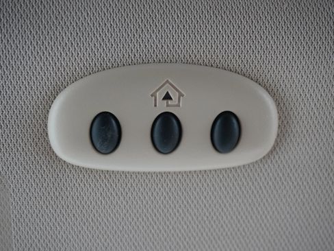 Used 2010 Lincoln MKX 2WD image 26