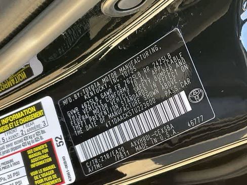 Used 2026 Toyota Camry SE w/ Multimedia Upgrade Package image 28