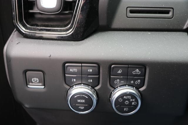Used 2023 GMC Sierra 1500 AT4 AWD/4WD image 21