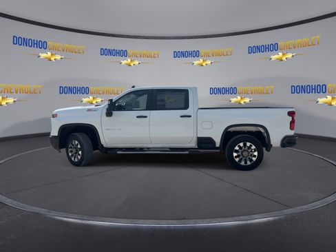 Used 2025 Chevrolet Silverado 2500 Custom w/ Z71 Off-Road Package AWD/4WD image 8